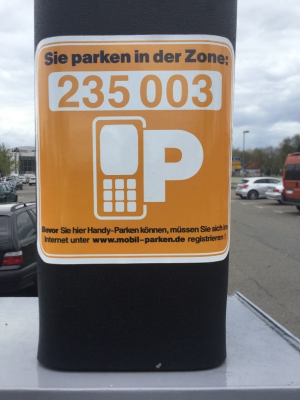 Street view of Lastadie Parking Lot