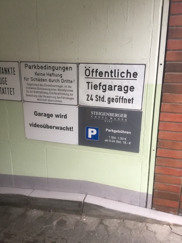 Street view of Parkhaus Hotel Steigenberger / Conti Hansa - Kiel