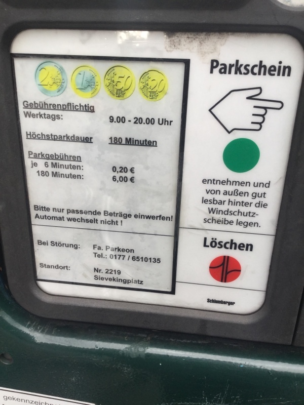 Street view of Sievekingplatz