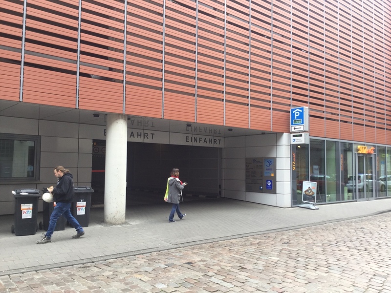 Street view of Parkhaus Alter Steinweg