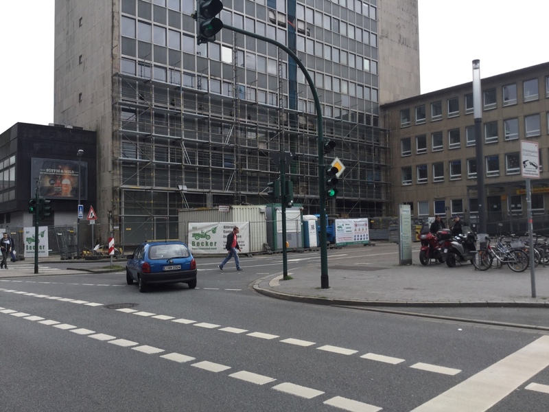 Street view of Bahnhofsvorplatz Nord P2 (ESSEN)