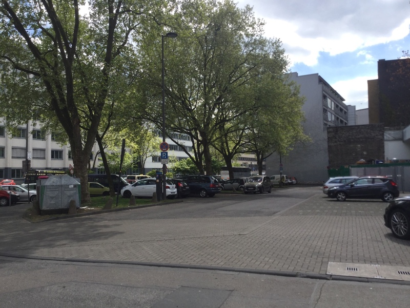 Street view of Dagobertstraße