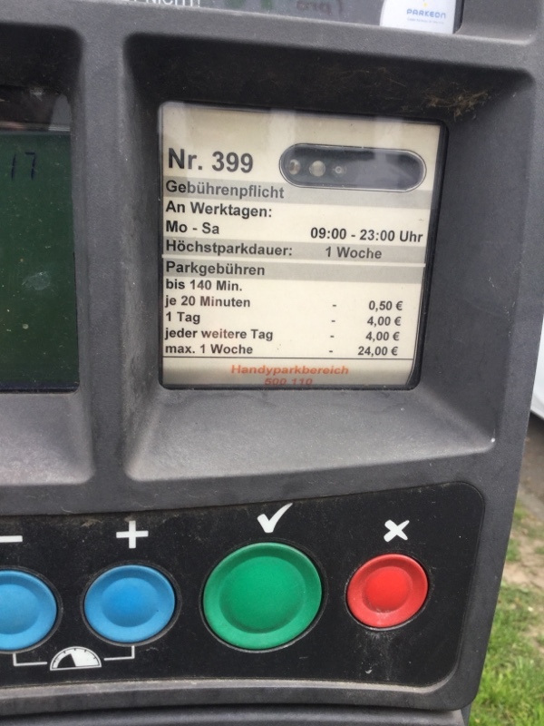 Street view of Dagobertstraße