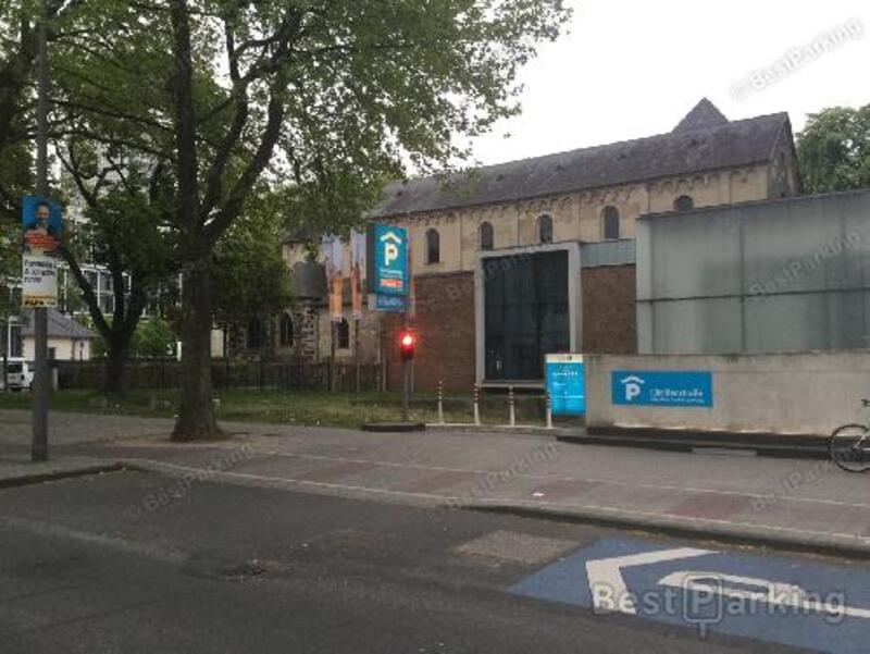 Street view of Tiefgarage Cäcilienstraße