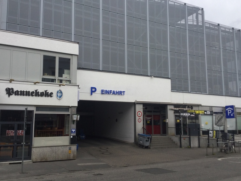 Street view of Parkhaus Huxstraße