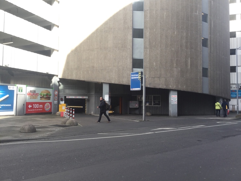 Street view of Parkhaus Mehlstraße