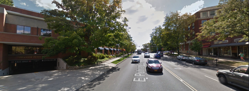 Street view of Pickwick Plaza Garage