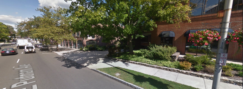 Street view of Pickwick Plaza Garage