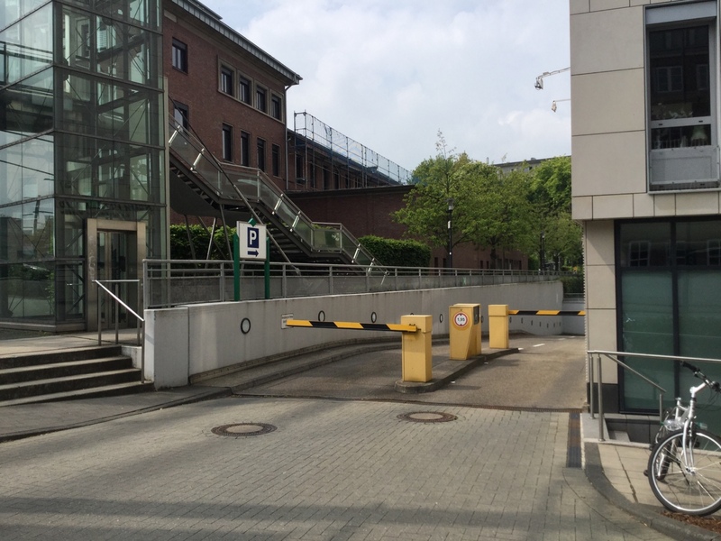 Street view of Parkhaus Am Folkwang Museum