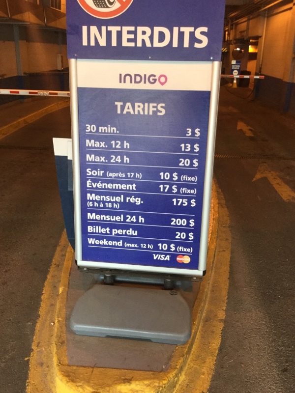 Street view of Théâtre St-Denis