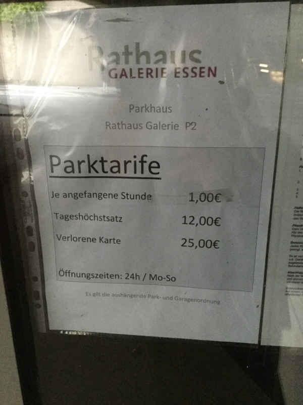 Street view of Parkhaus Im City Center