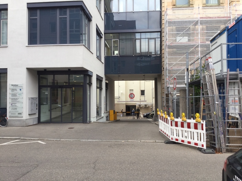Street view of Tiefgarage Charlotteklinik P2