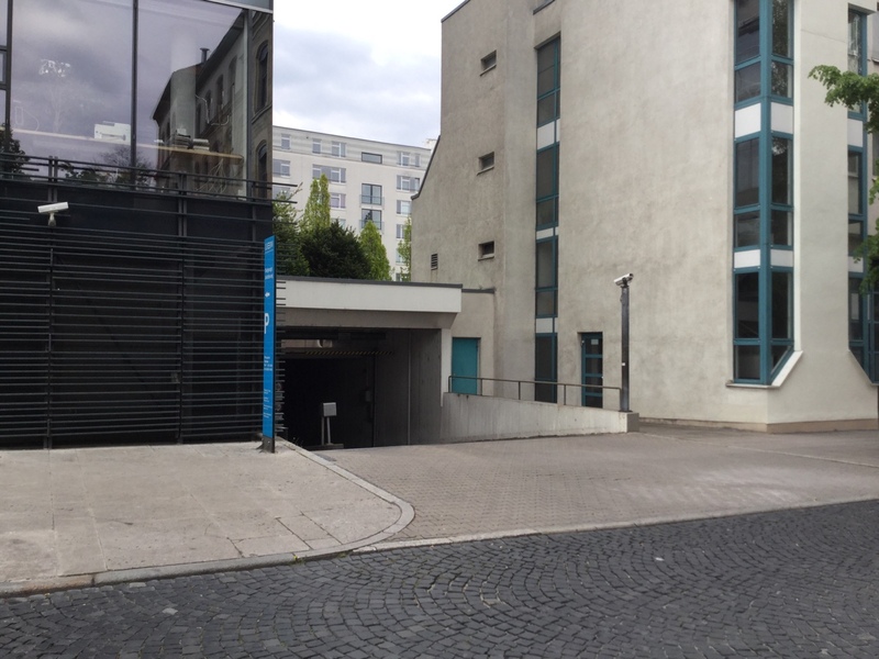 Street view of Parkhaus Am Bollwerk