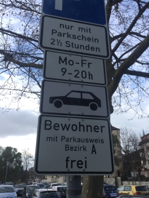 Street view of Schloßstraße