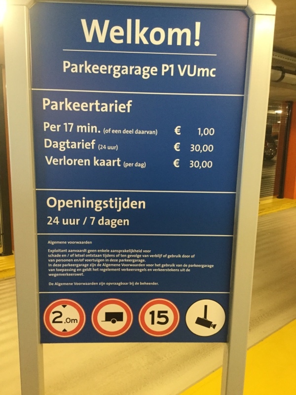 Street view of Parkeergarage P1 VUmc