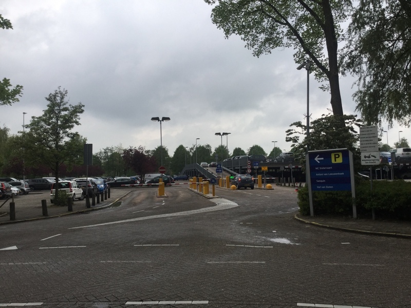 Street view of Parkeergarage Louwesweg