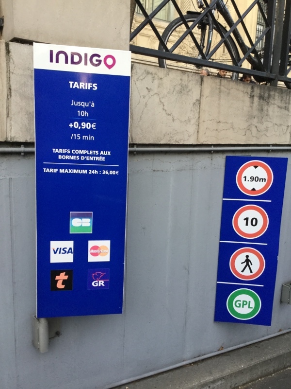 Street view of Lutèce