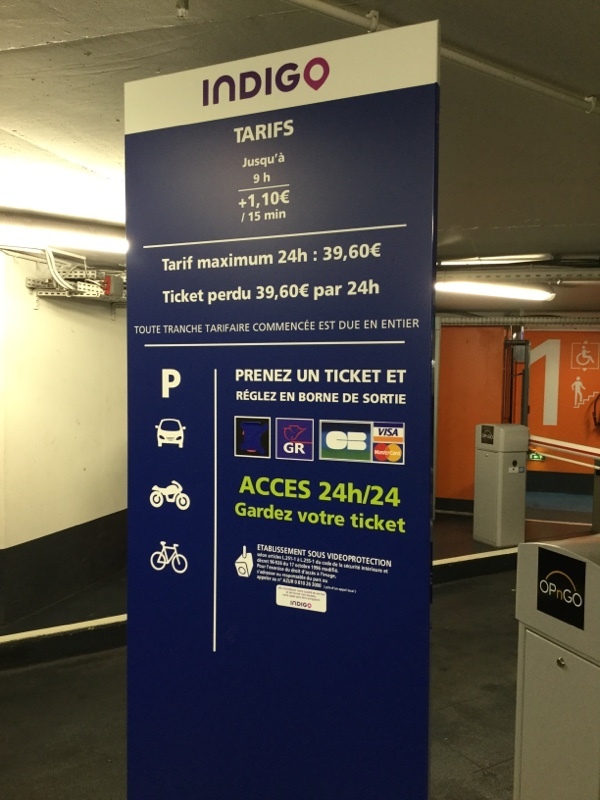 Street view of Parking Sébastopol