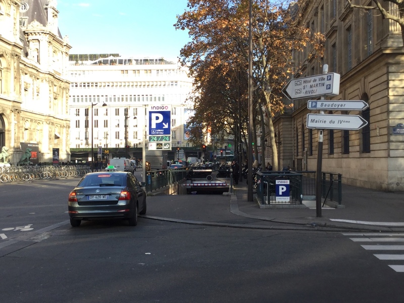 Street view of Parking Lobau-Rivoli