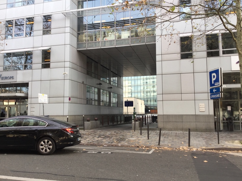 Street view of Bercy Cars