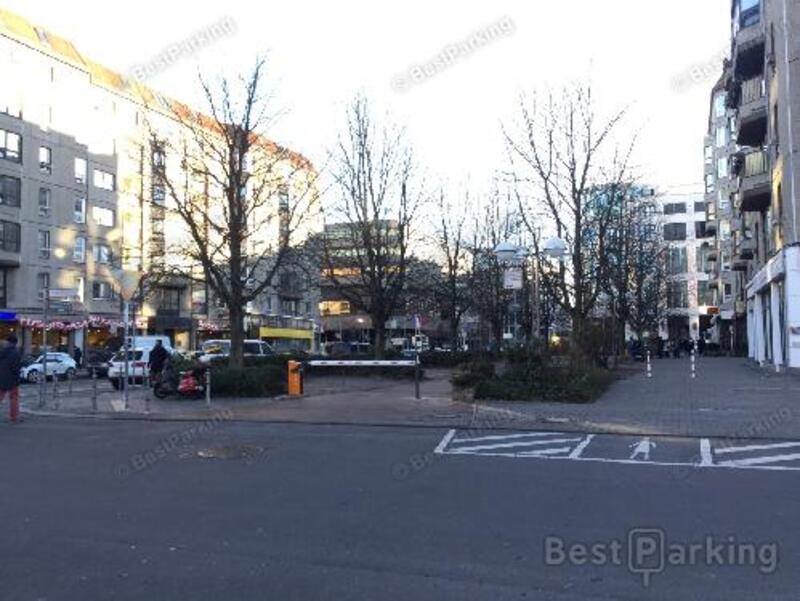 Street view of An der Kolonnade Lot