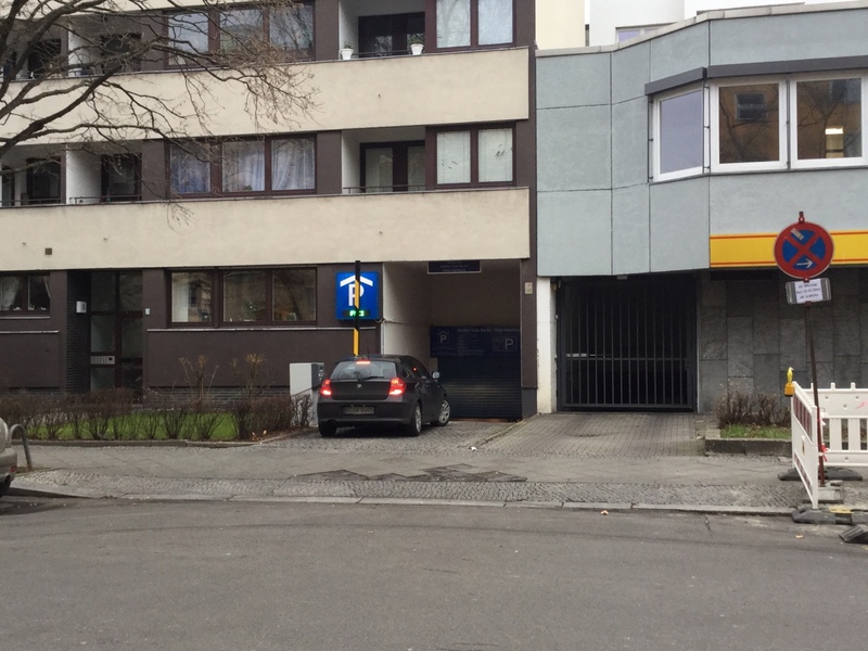 Street view of Golden Tulip Berlin - Hotel Hamburg