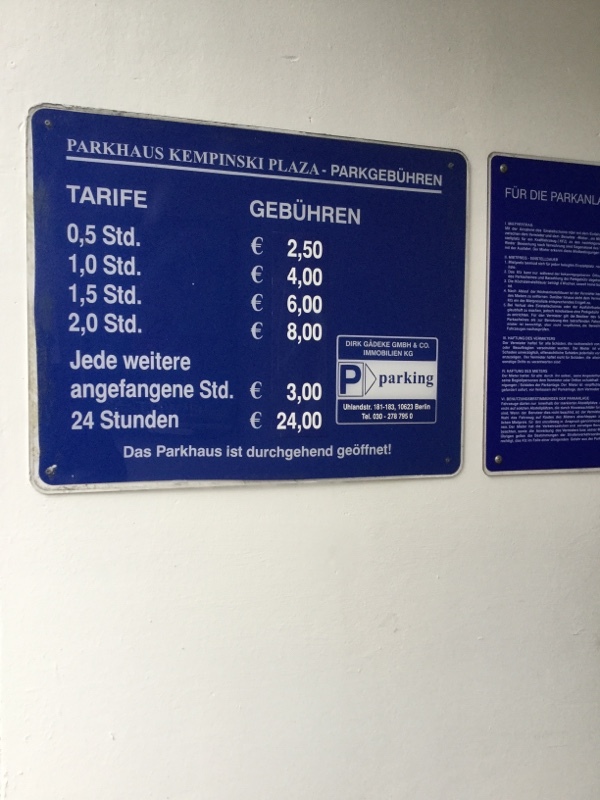 Street view of Parkhaus Kempinski Plaza