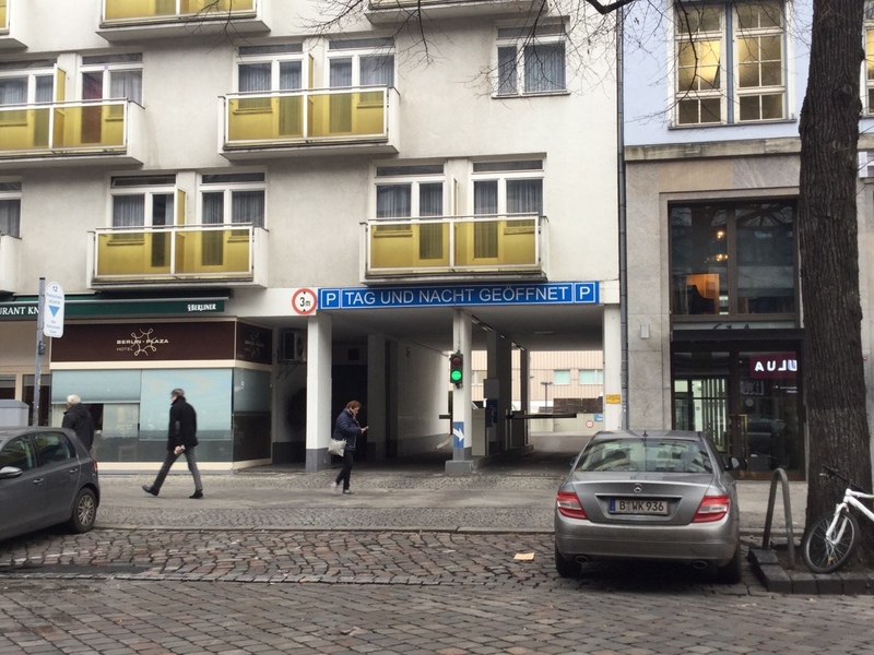 Street view of Berlin Plaza Hotel