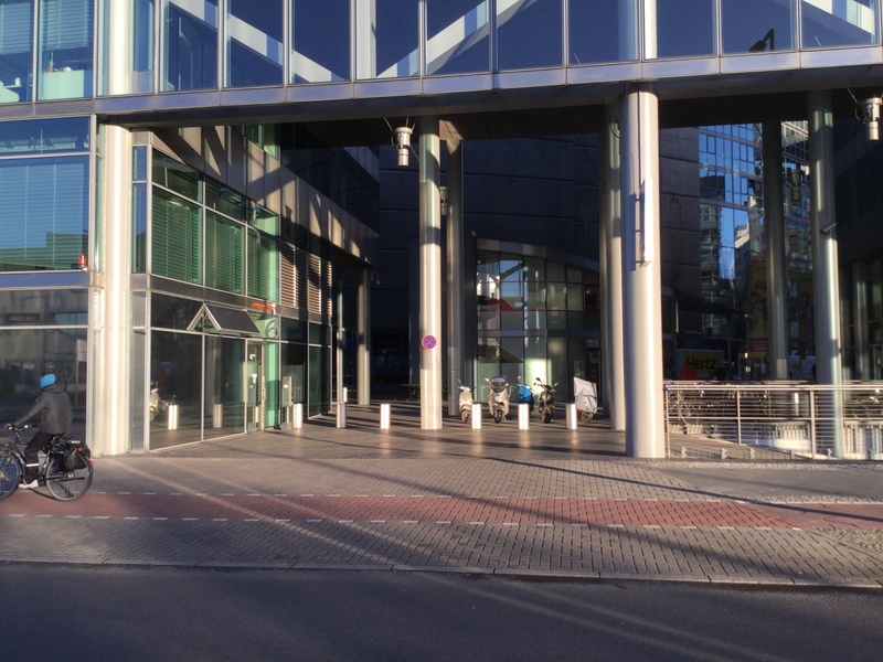 Street view of Parkhaus Sony Center