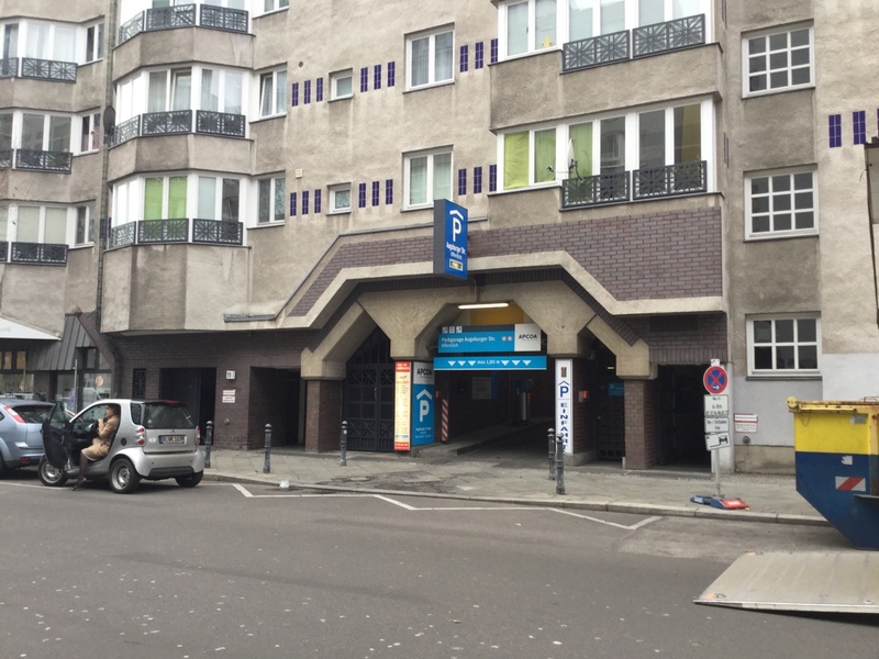 Street view of Parkgarage Augsberger Straße