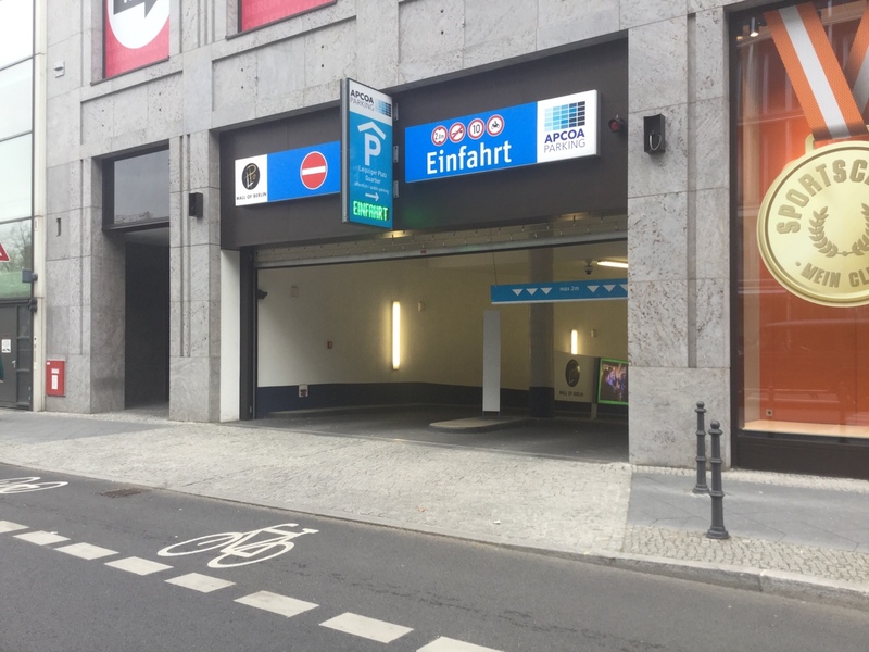 Street view of Leipziger Platz Quartier