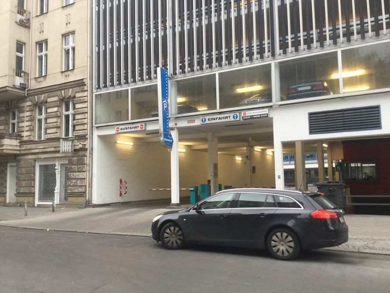 Street view of Kalckreuthstraße Parkplatz