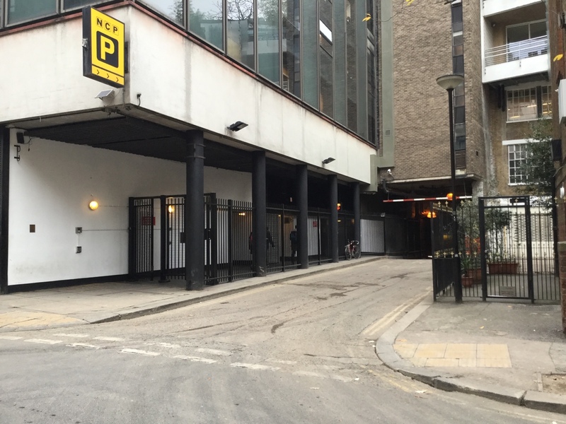 Street view of London Covent Garden