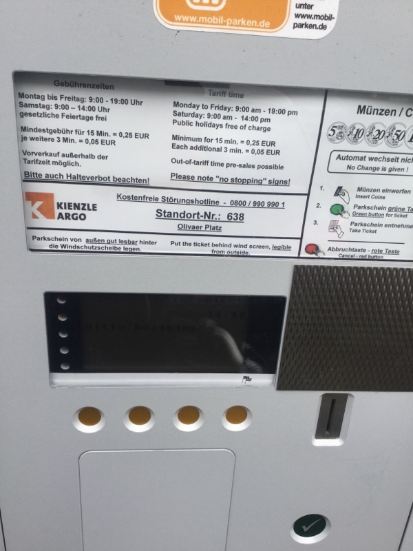 Street view of Olivaer Pl. Lot