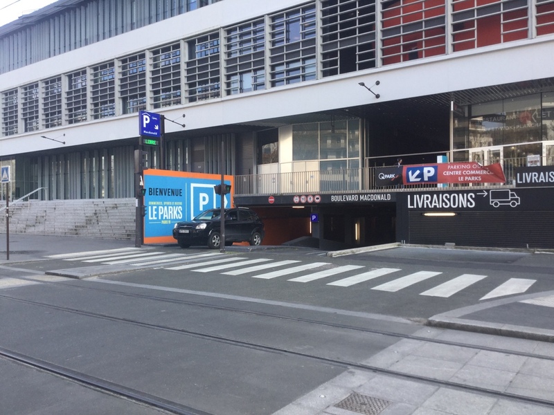 Street view of Le Parks - Gare Rosa Parks