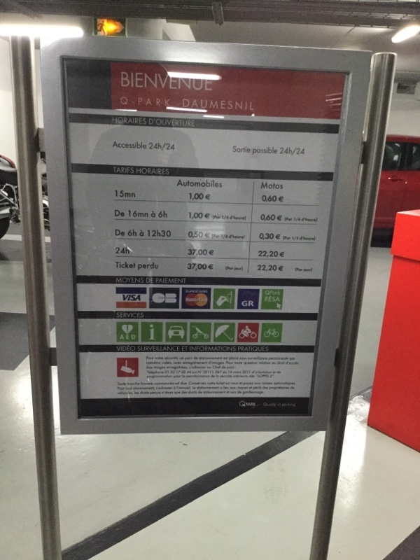 Street view of Daumesnil