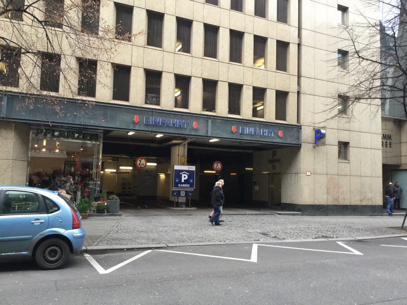Street view of Uhlandstraße Garage