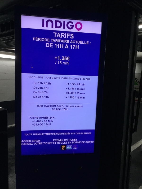 Street view of Parking Beaubourg Horloge