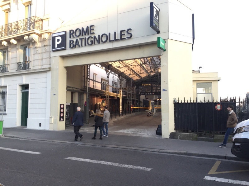 Street view of Rome Batignolles