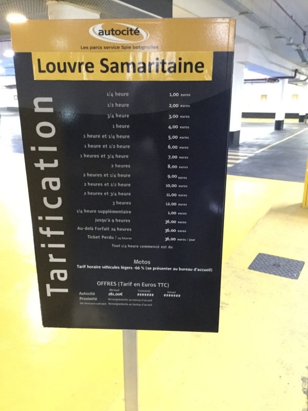 Street view of Saint Germain De L'Auxerrois