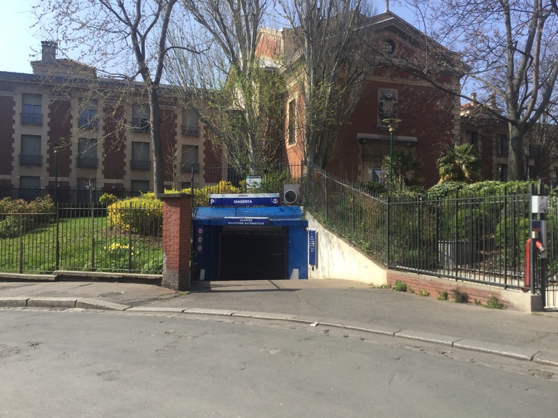 Street view of Alban Satragne-Magenta car park