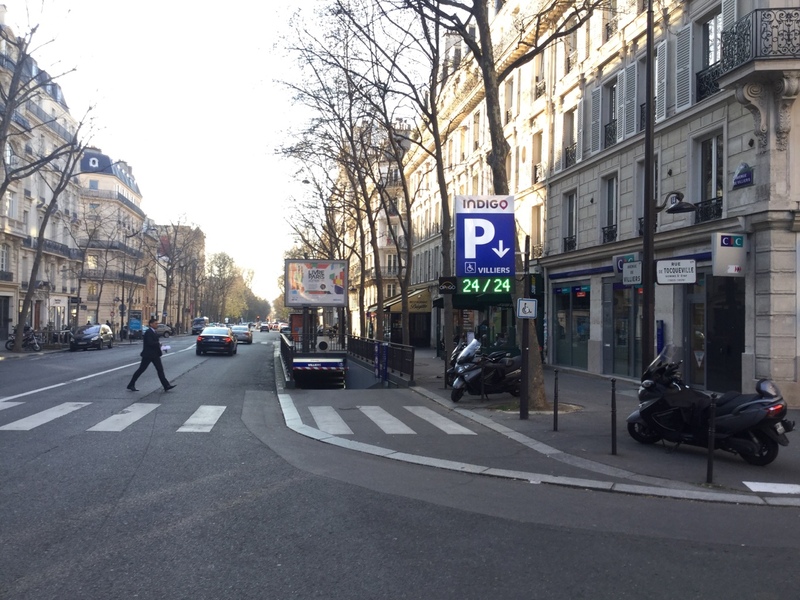 Street view of Villiers