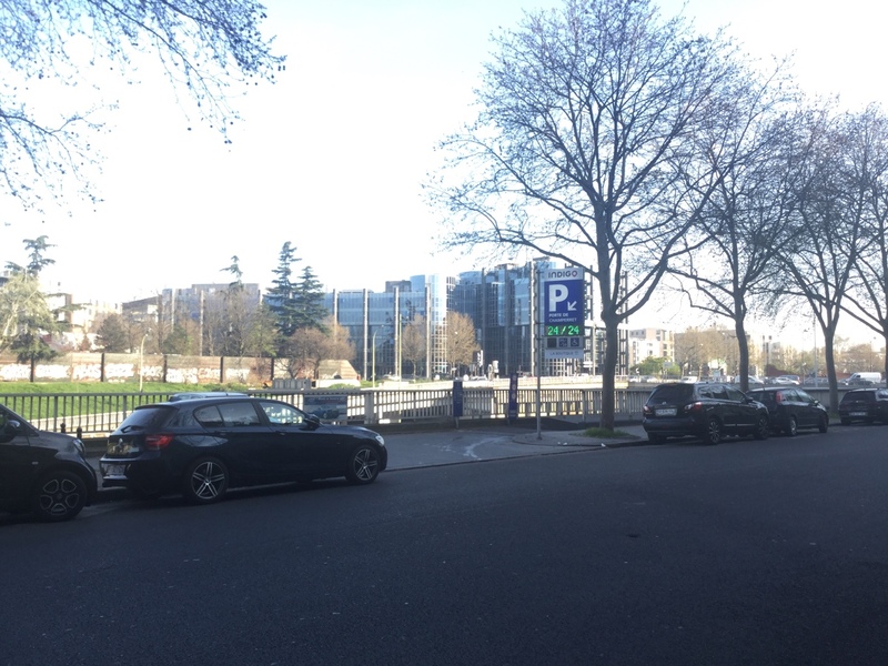 Street view of Porte de Champerret