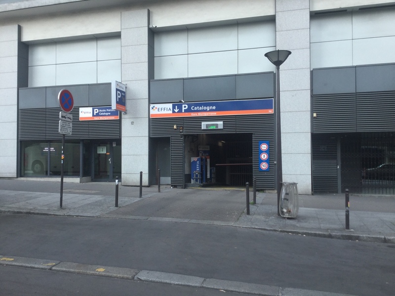 Street view of PARIS Gare Montparnasse Catalonia