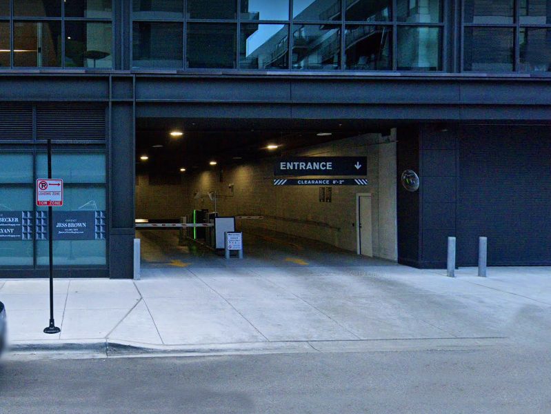 Tips to Find Parking Near Downtown Chicago & West Loop