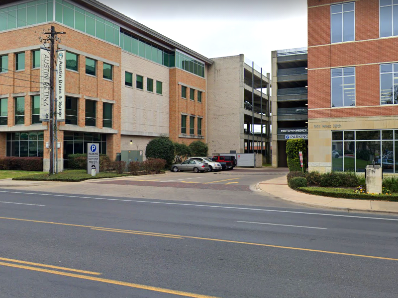 Airport: Midtown Medical Garage Background