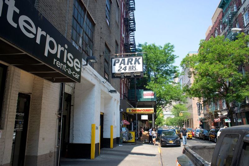 Street view of Park-it Management