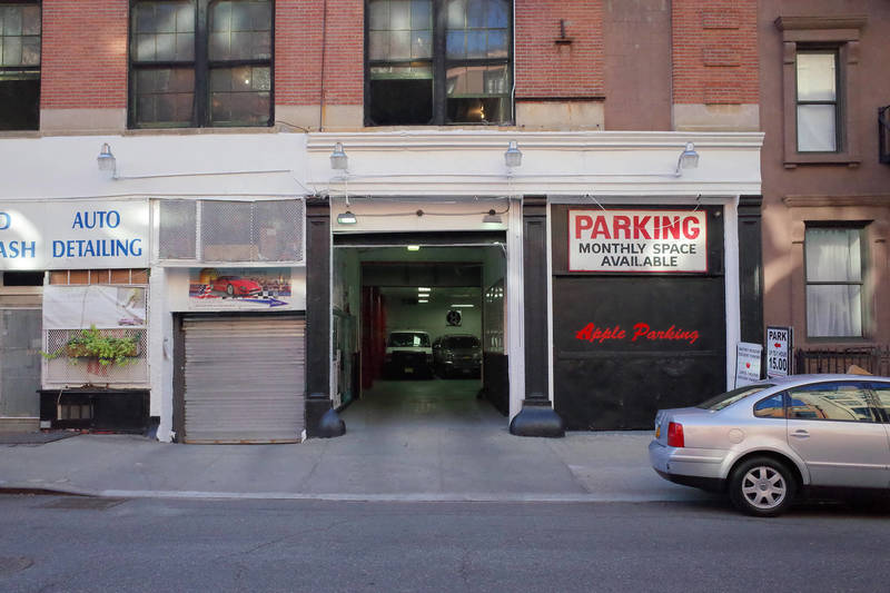 Street view of APPLE Parking