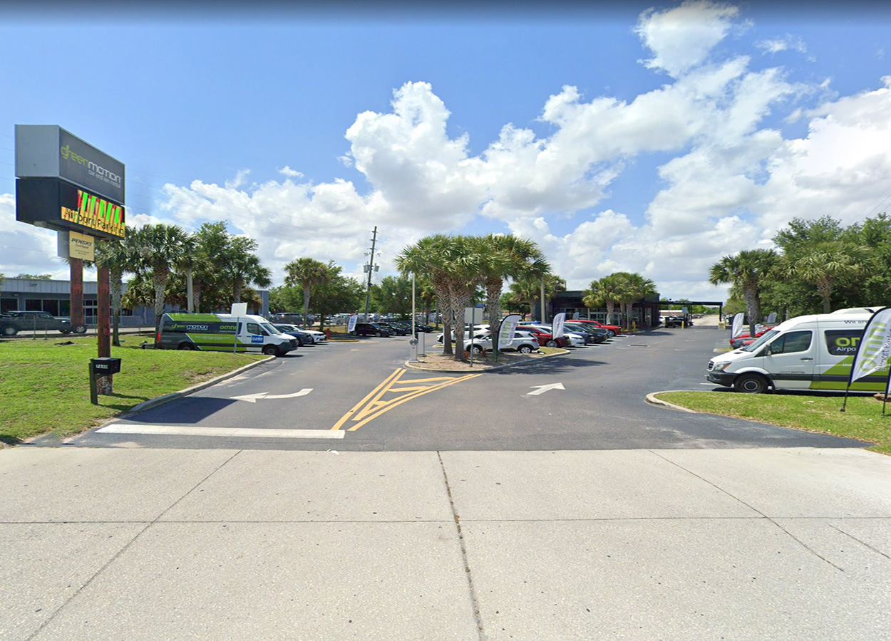 BEST RATE PARKING MCO - 26 Reviews - 7652 Narcoossee Rd, Orlando, Florida -  Parking - Yelp