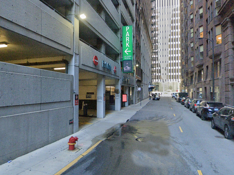 Chicago Place - Parking in Chicago